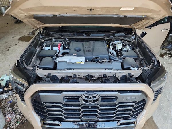 2026 TOYOTA TUNDRA
