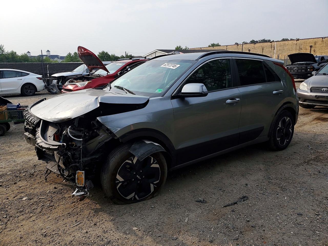 2024 KIA NIRO
