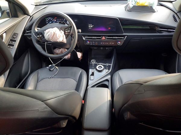 2024 KIA NIRO