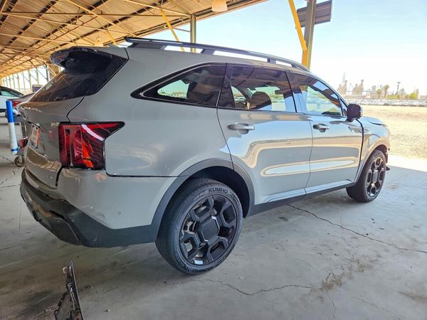 2025 KIA SORENTO