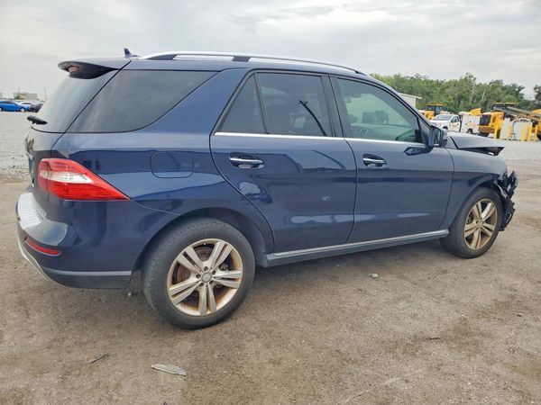 2015 MERCEDES-BENZ ML