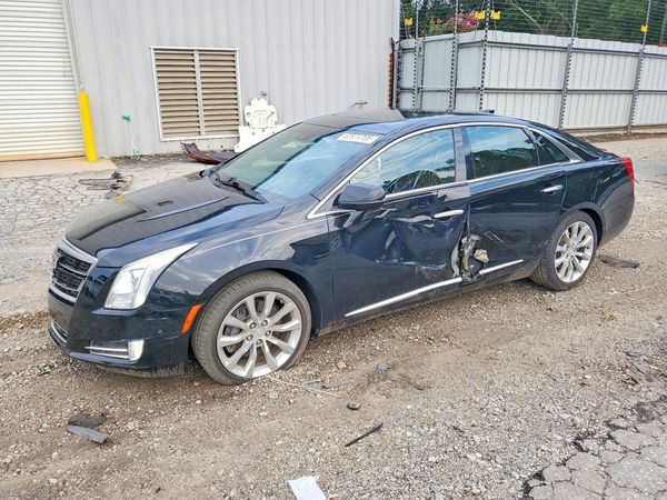 2016 CADILLAC XTS Luxury