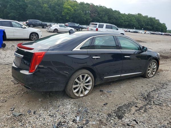 2016 CADILLAC XTS Luxury