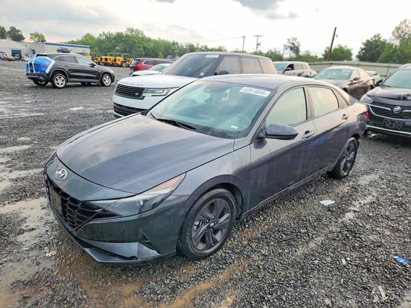 2021 HYUNDAI ELANTRA
