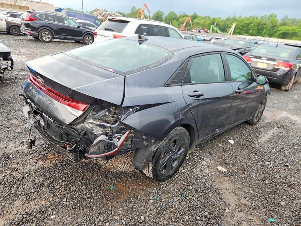 2021 HYUNDAI ELANTRA