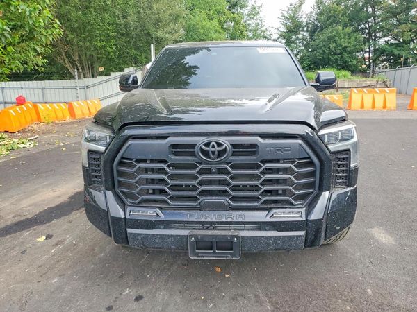 2025 TOYOTA TUNDRA