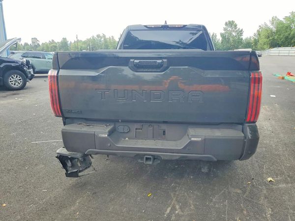 2025 TOYOTA TUNDRA