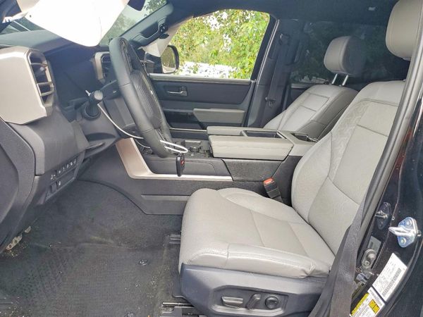 2025 TOYOTA TUNDRA