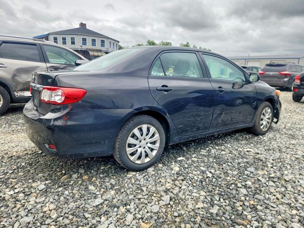 2012 TOYOTA COROLLA