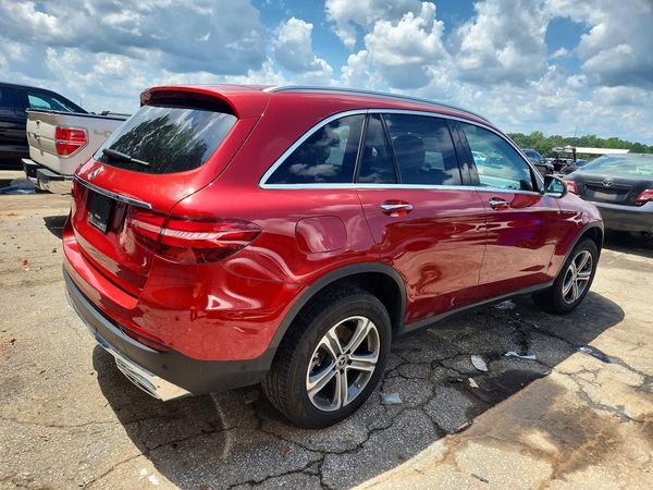2018 MERCEDES-BENZ GLC