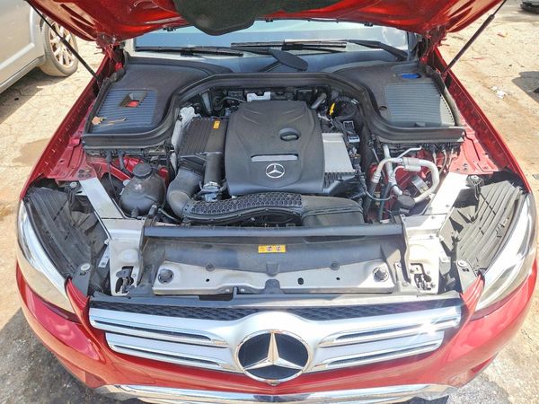 2018 MERCEDES-BENZ GLC