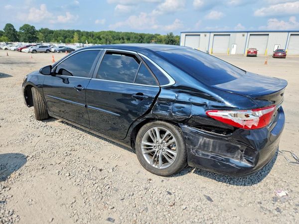 2017 TOYOTA CAMRY