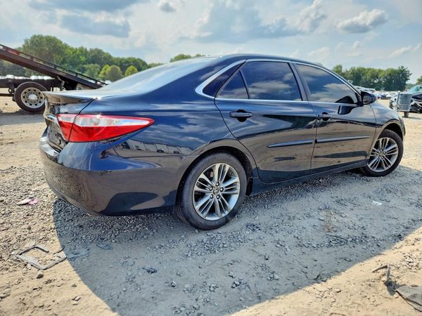 2017 TOYOTA CAMRY