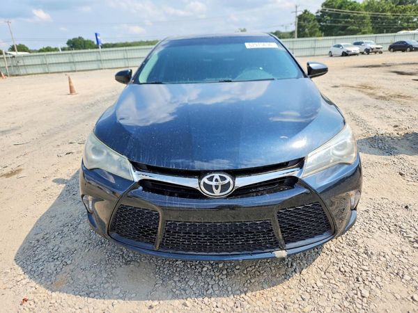 2017 TOYOTA CAMRY