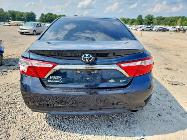 2017 TOYOTA CAMRY
