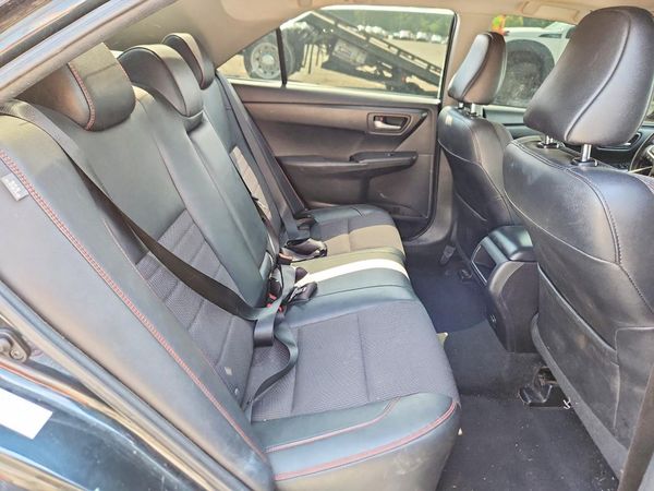 2017 TOYOTA CAMRY