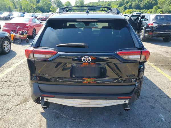 2020 TOYOTA RAV4 Adventure