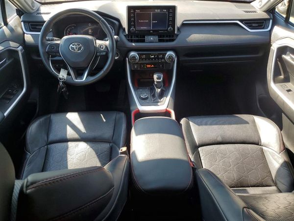 2020 TOYOTA RAV4 Adventure