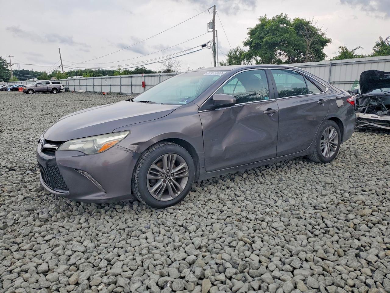 2015 TOYOTA CAMRY