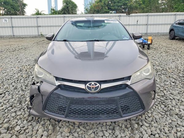 2015 TOYOTA CAMRY