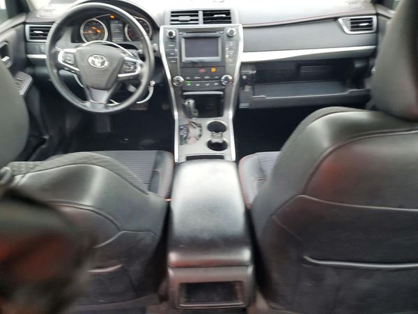 2015 TOYOTA CAMRY