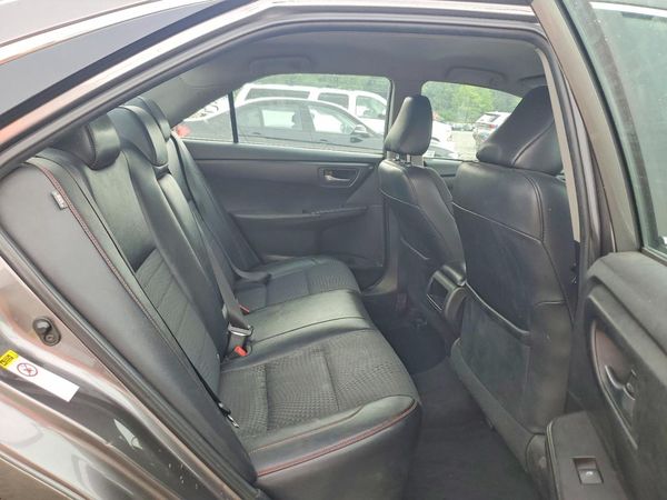 2015 TOYOTA CAMRY