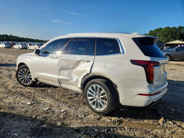 2020 CADILLAC XT6