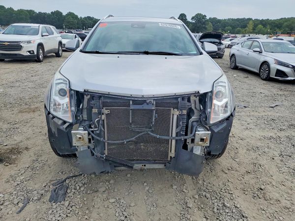 2013 CADILLAC SRX Luxury