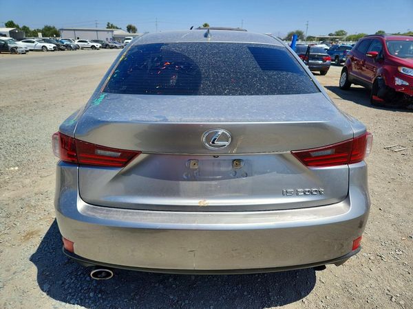 2016 LEXUS IS 200t