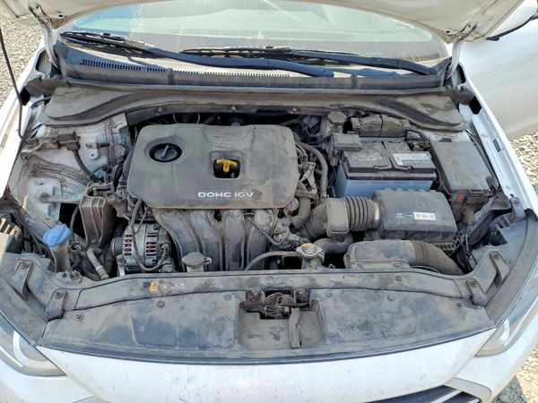 2017 HYUNDAI ELANTRA