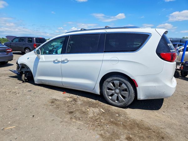 2017 CHRYSLER PACIFICA EHYBRID PLATINUM