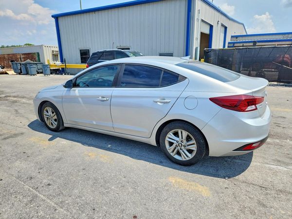 2019 HYUNDAI ELANTRA