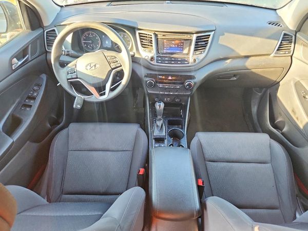 2017 HYUNDAI TUCSON