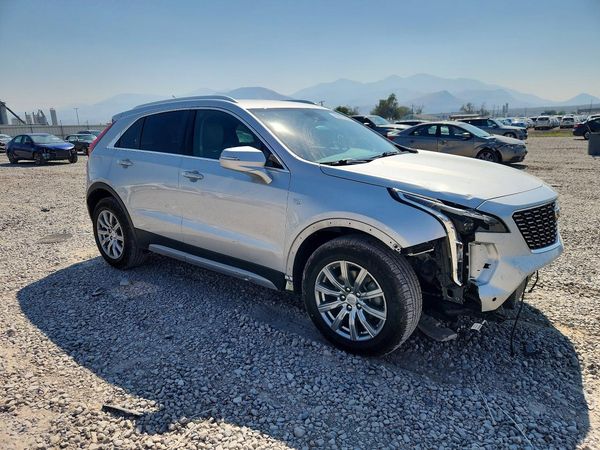 2021 CADILLAC XT4 Premium Luxury