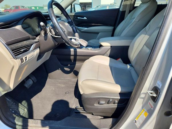 2021 CADILLAC XT4 Premium Luxury