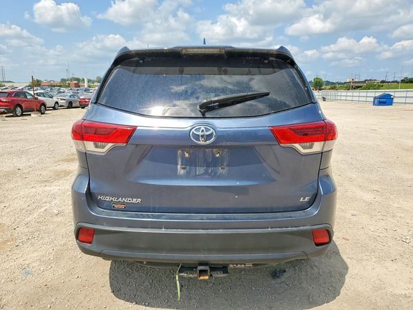 2017 TOYOTA HIGHLANDER LE/LE Plus