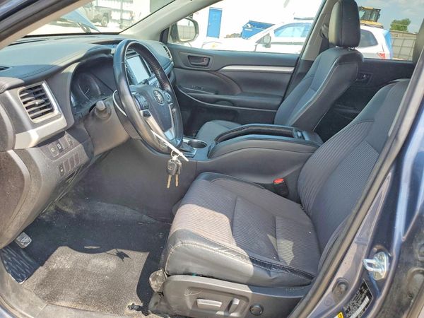 2017 TOYOTA HIGHLANDER LE/LE Plus