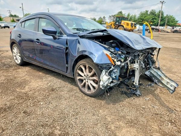 2015 MAZDA 3 Touring/GS — Passenger 3/4
