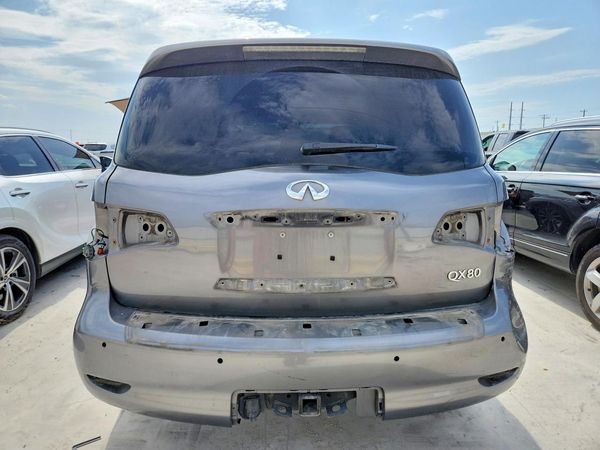 2017 INFINITI QX80