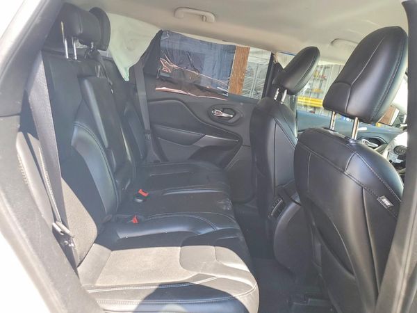 2020 JEEP CHEROKEE LATITUDE PLUS 4X4