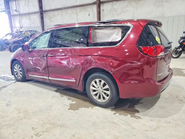 2017 CHRYSLER PACIFICA Touring L — DSRA