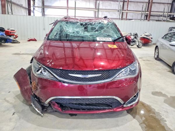 2017 CHRYSLER PACIFICA Touring L — DIRF