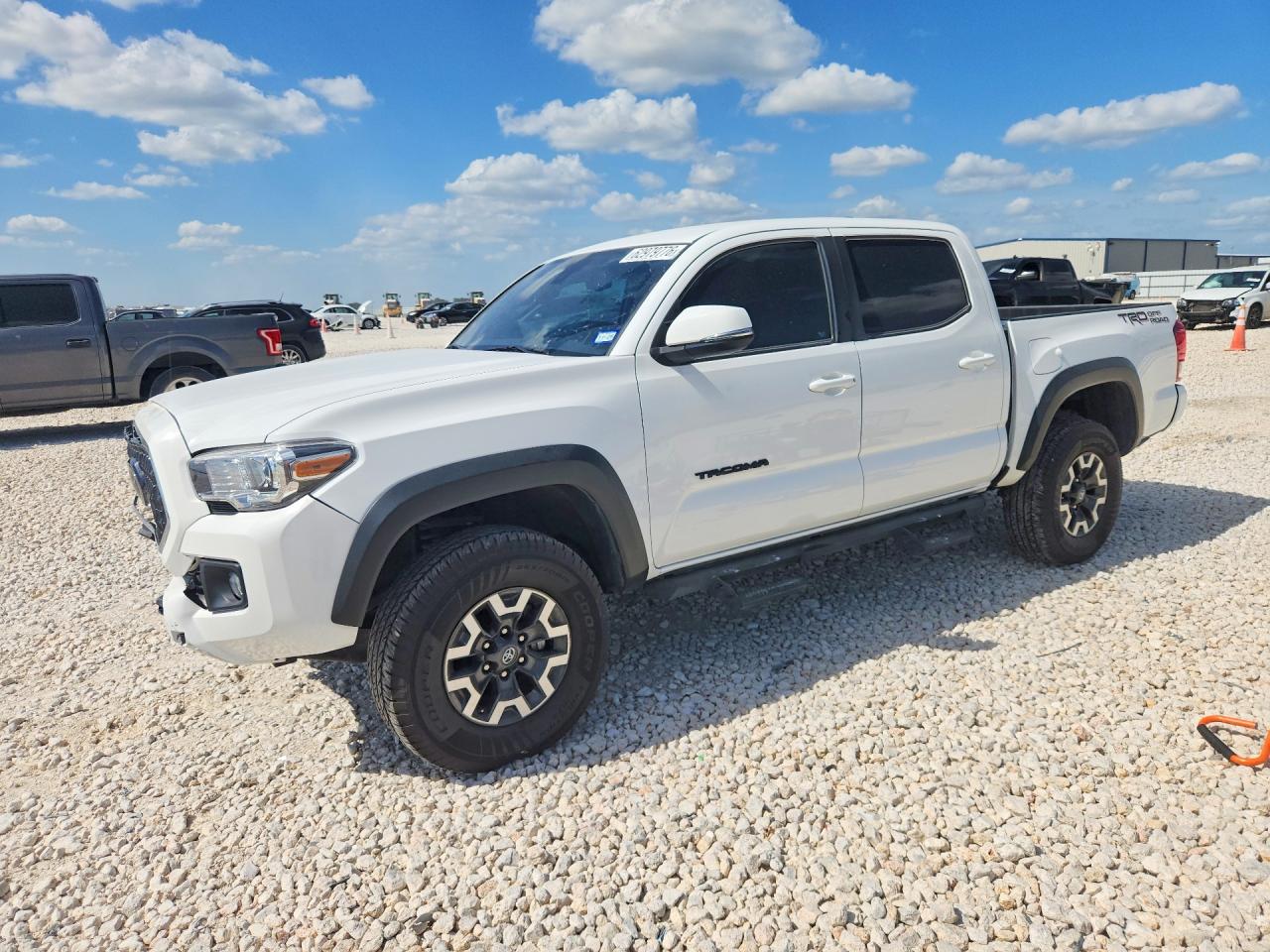 2019 TOYOTA TACOMA SR5