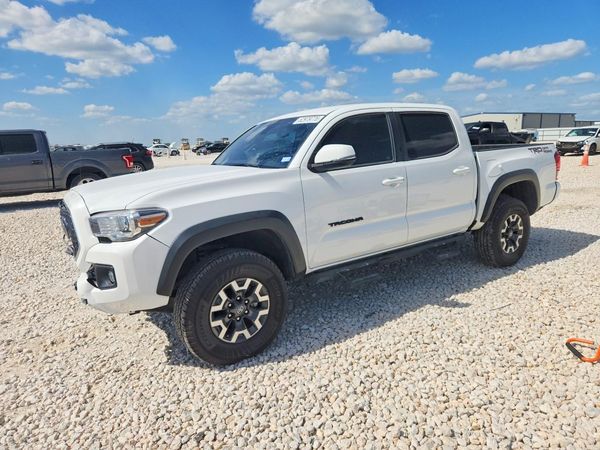 2019 TOYOTA TACOMA SR5