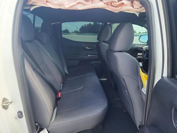 2019 TOYOTA TACOMA SR5