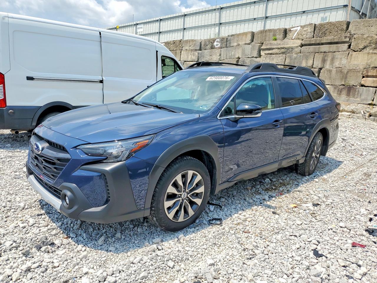 2025 SUBARU OUTBACK