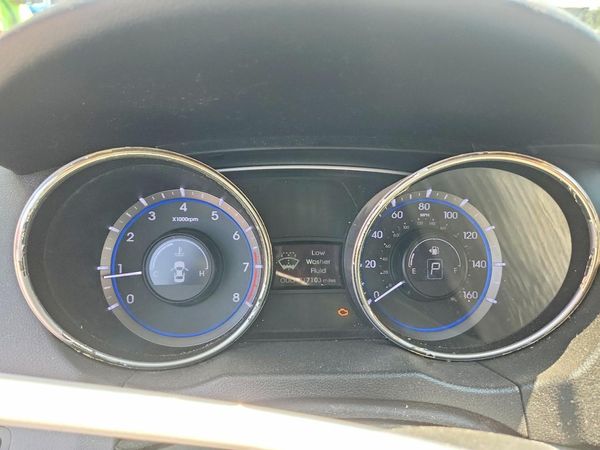 2012 HYUNDAI SONATA Middle-low level