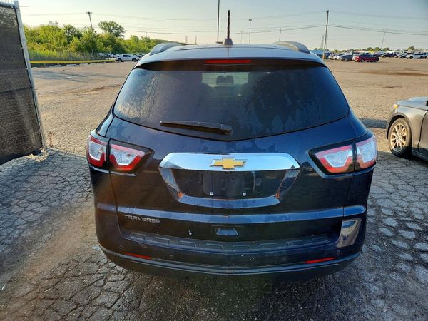 2017 CHEVROLET TRAVERSE LS