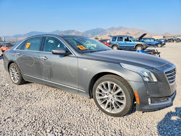 2017 CADILLAC CT6 Luxury