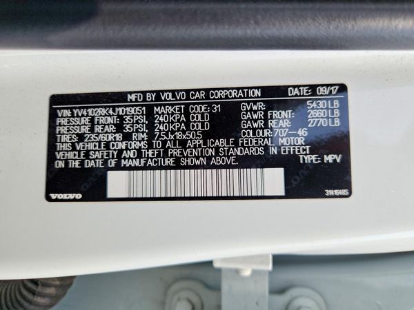 2018 VOLVO XC60